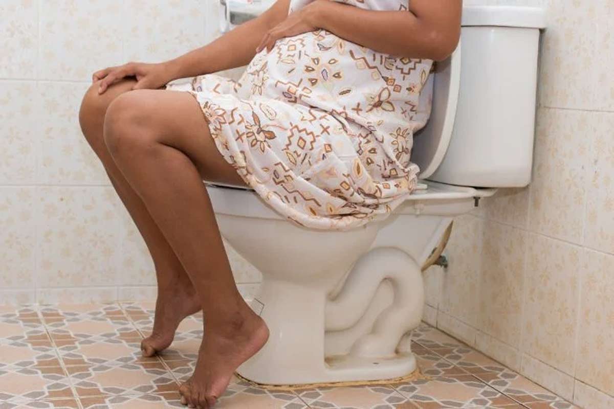 pregnancy constipation causes symptoms treatment