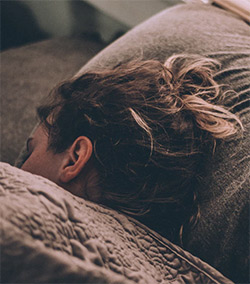pregnant tired sleepy pregnancy fatigue
