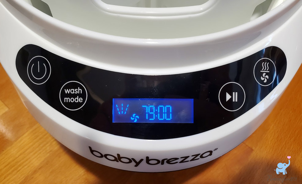 screen and buttons on the baby brezza bottle washer pro