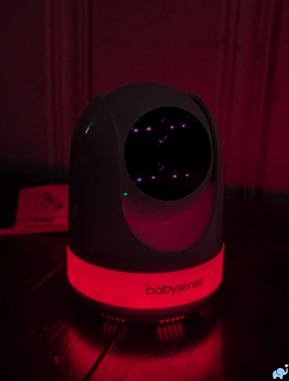 Babysense MaxView Pro camera producing a red night-light glow