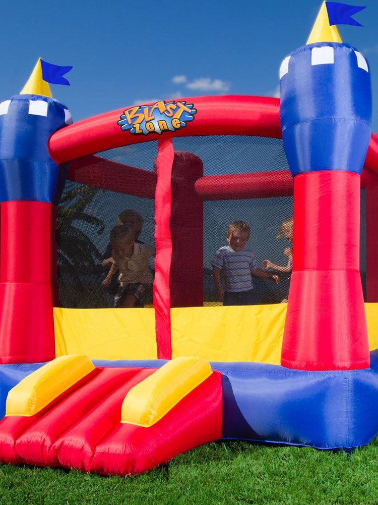 blast zone magic castle bounce house