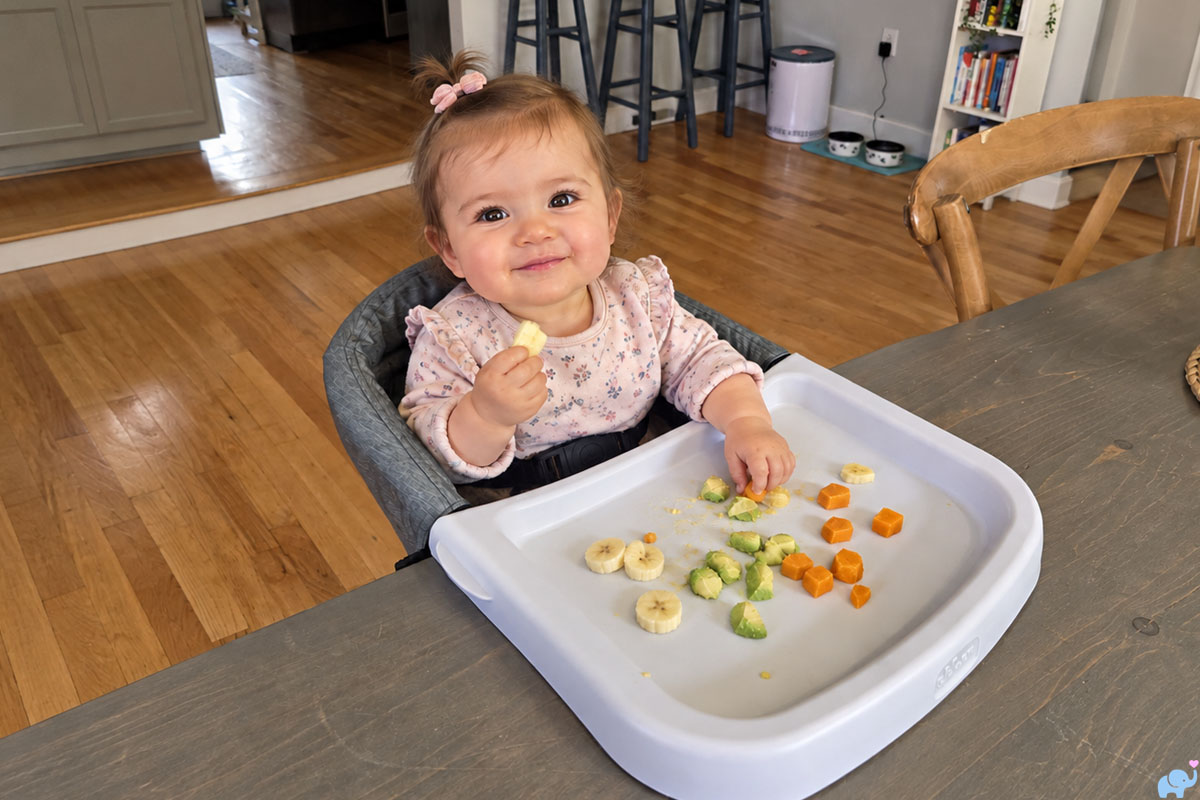 chicco fastlock go hook-on chair review with baby eating finger foods in chair