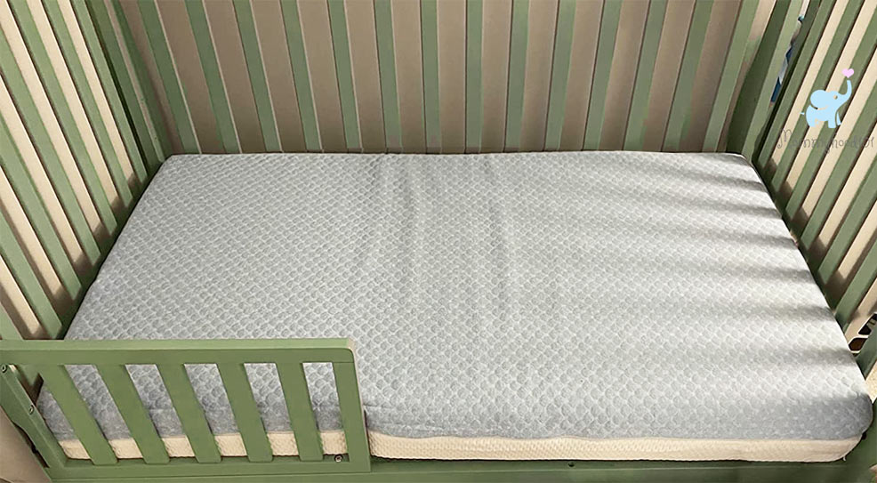 the dourxi crib mattress in a crib