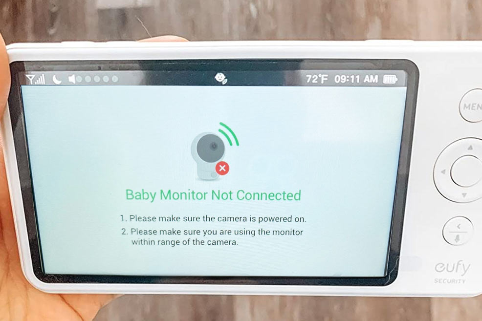 disconnected status indicator on the eufy baby monitor