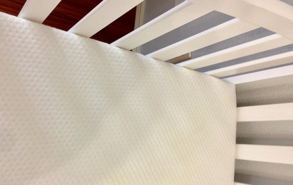 graco crib mattress review in crib