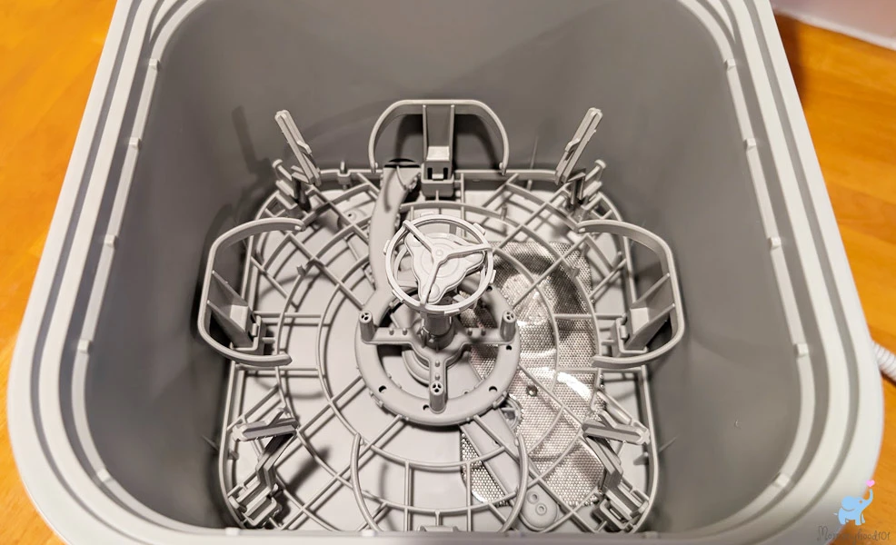 the lower rack of the grownsy bottle washer