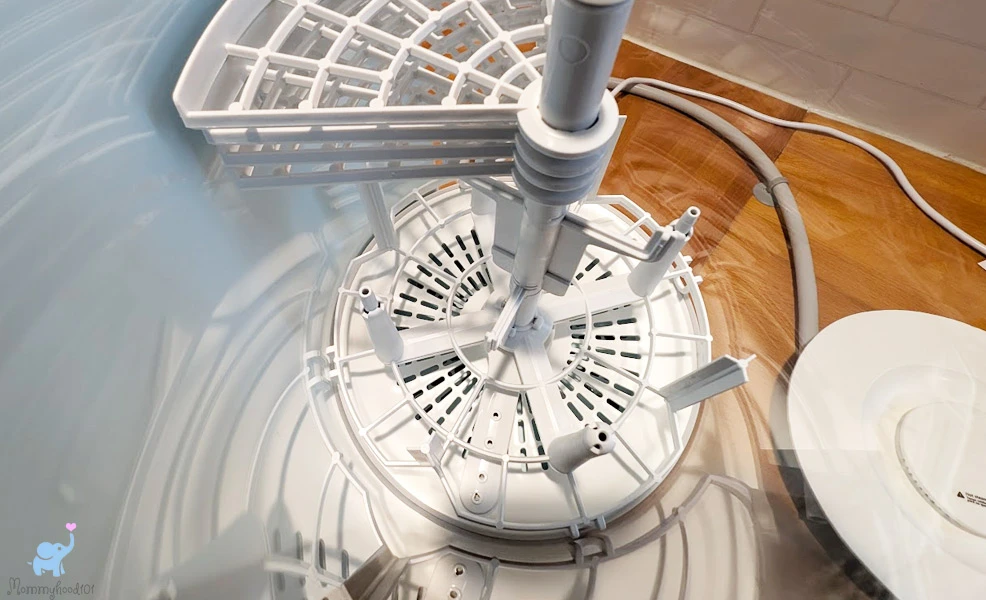 the lower rack of the grownsy bottle washer