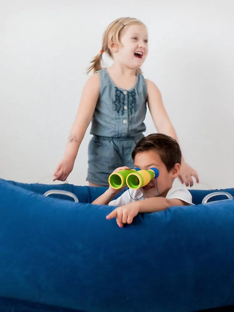harkla hug sensory peapod