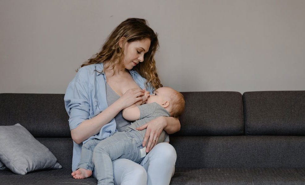 Empowering Moms with Comfort How Nursing Bras are Changing the Game