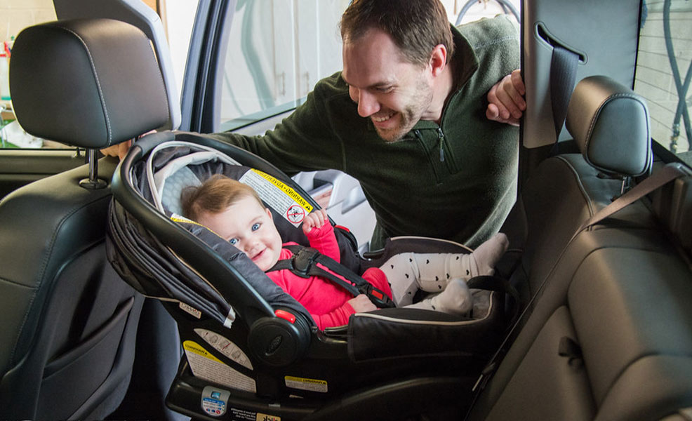 how long to keep your child in a rear facing car seat