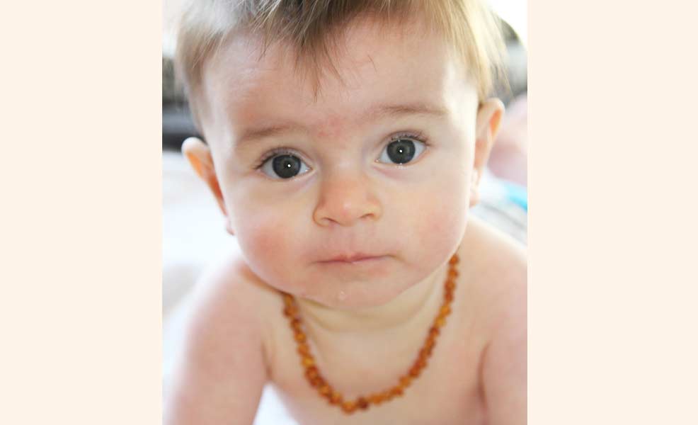 Silicone teething necklace hot sale safety