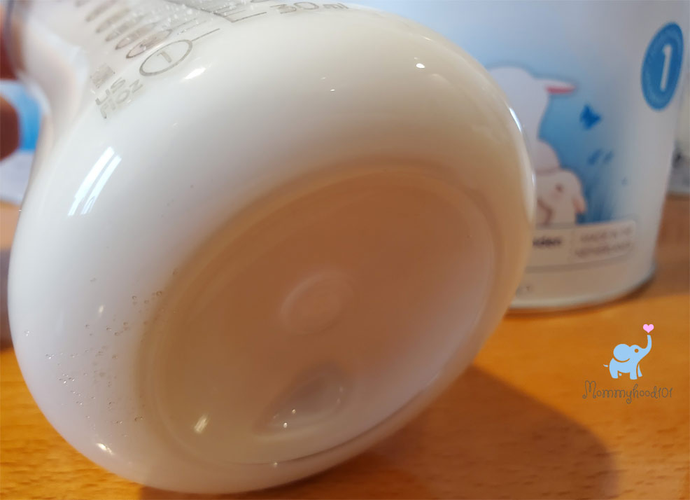 https://mommyhood101.com/images/kabrita-formula-review-bottle-bottom-986-714.jpg