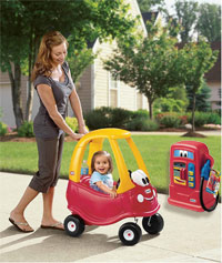 outdoor toys cozy coupe and pumper