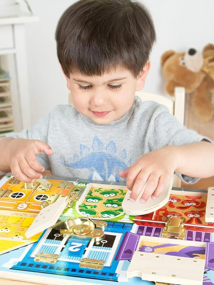 melissa and doug latches board