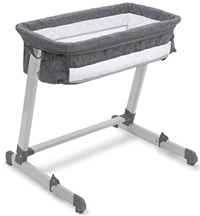 bassinet with fold down side