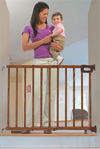best baby gate summer infant deluxe stairway