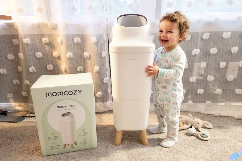 Momcozy Triple-Seal Diaper Pail Review + Video