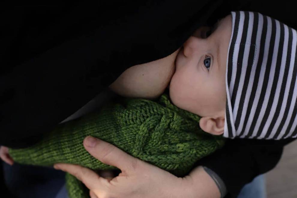 Clogged Milk Ducts While Breastfeeding