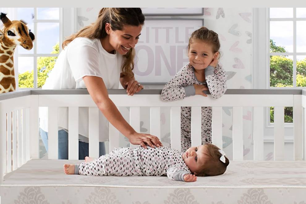 Simmons crib mattress outlet reviews