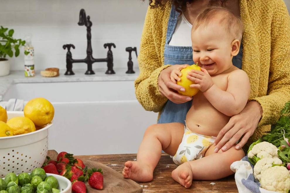 Signs of a Hungry Baby: 8 Cues Every Mom Should Know